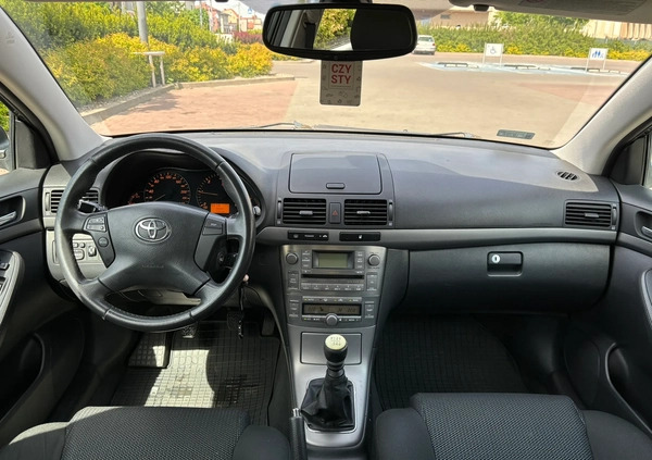 Toyota Avensis cena 19500 przebieg: 244992, rok produkcji 2008 z Bolków małe 172